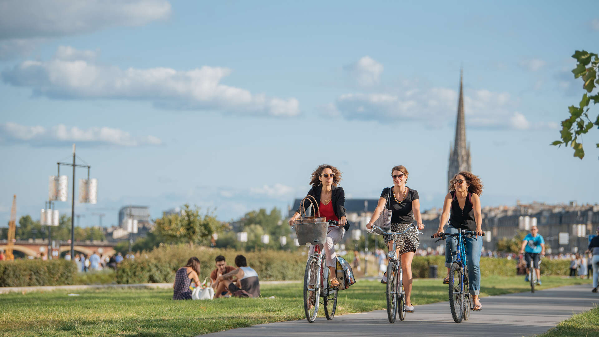 Bordeaux entre dans le top 10 des villes les plus cyclables du monde : une reconnaissance mondiale méritée